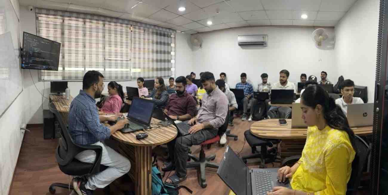 Data-analytics-students-training